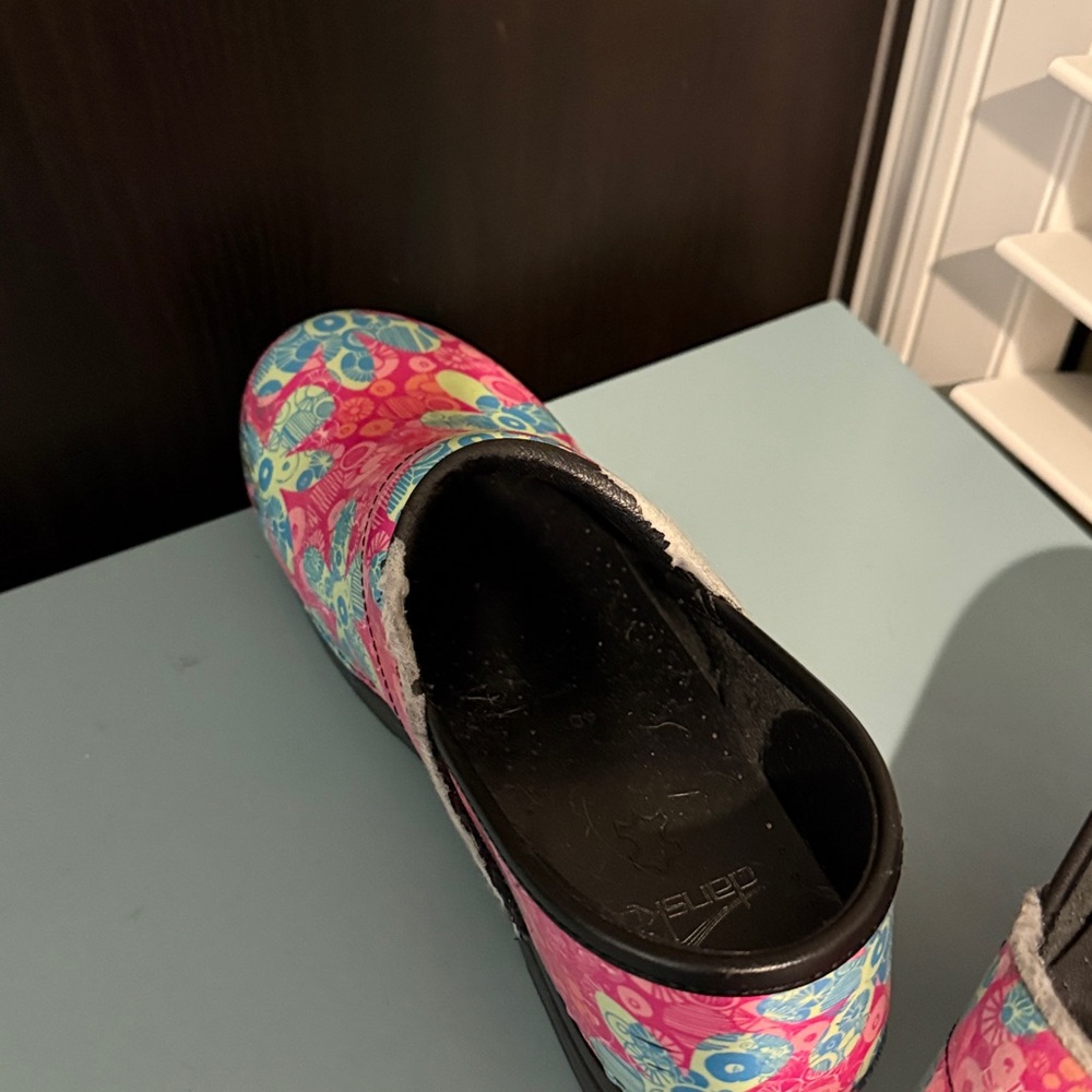 Colorful Floral Clogs - Picture 3 of 8
